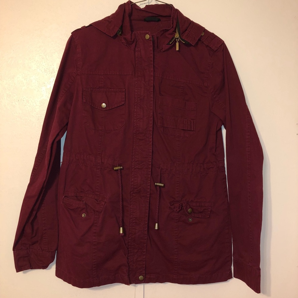 Women’s burgundy hooded jacket.